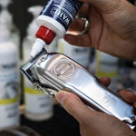 Load image into Gallery viewer, Wahl Clipper Blade Oil 4oz 118ml Hair Clipper Care