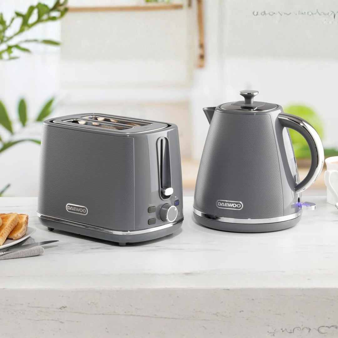Daewoo Stirling 1.7L Pyramid Kettle 3000W Grey